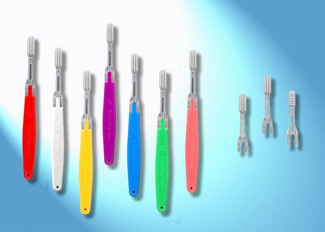 SOLADEY TOOTHBRUSHES